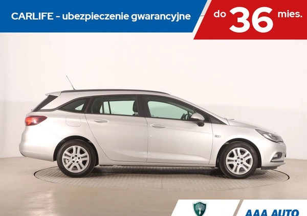 Opel Astra cena 43000 przebieg: 148386, rok produkcji 2019 z Kamienna Góra małe 172